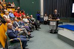 Naslovnica knjige dr. Viktor Murnik, oče slovenske telesne kulture
